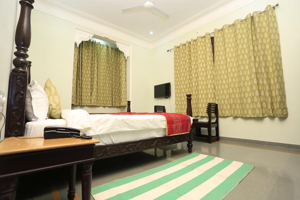 Sai Palace Hotel Udaipur Exterior photo